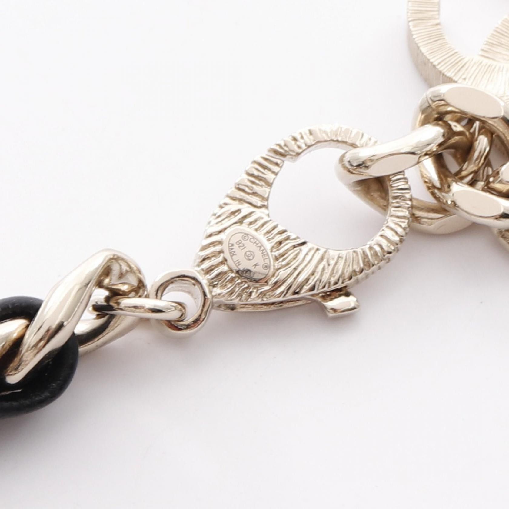 Chanel Chanel Chanel Coco Mark Heart Necklace Pearl Rhinestone Necklace Metal Necklace Size ONE SIZE - 6 Thumbnail