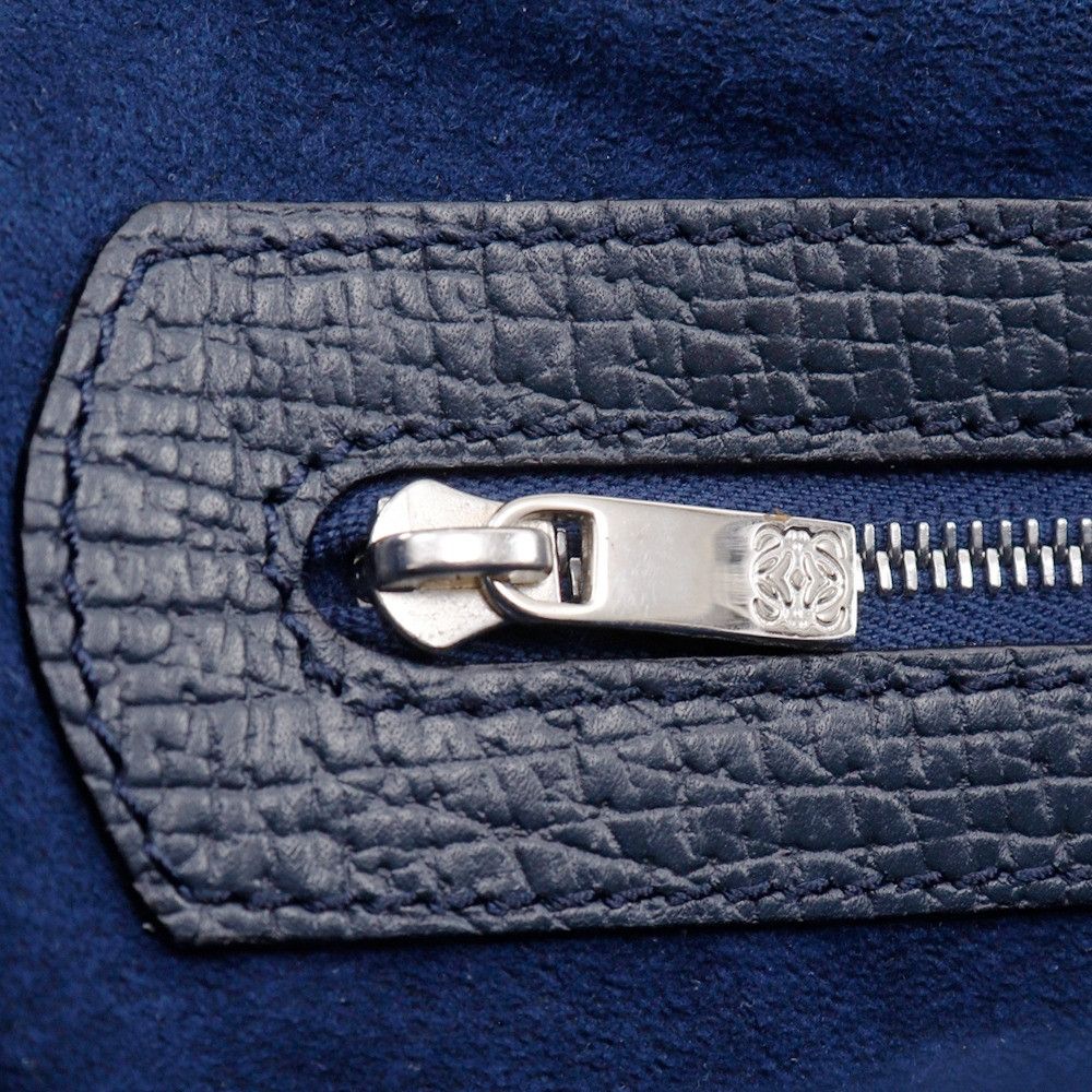 Loewe Loewe Loewe One Shoulder Leather Shoulder Bag Leather Shoulder Bag Size ONE SIZE - 15 Thumbnail