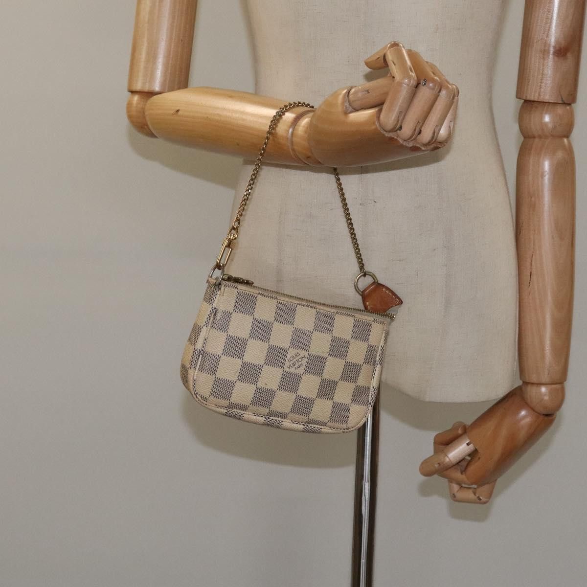 Louis Vuitton Louis Vuitton Mini Pochette Accessoires clutch Size ONE SIZE - 20 Thumbnail