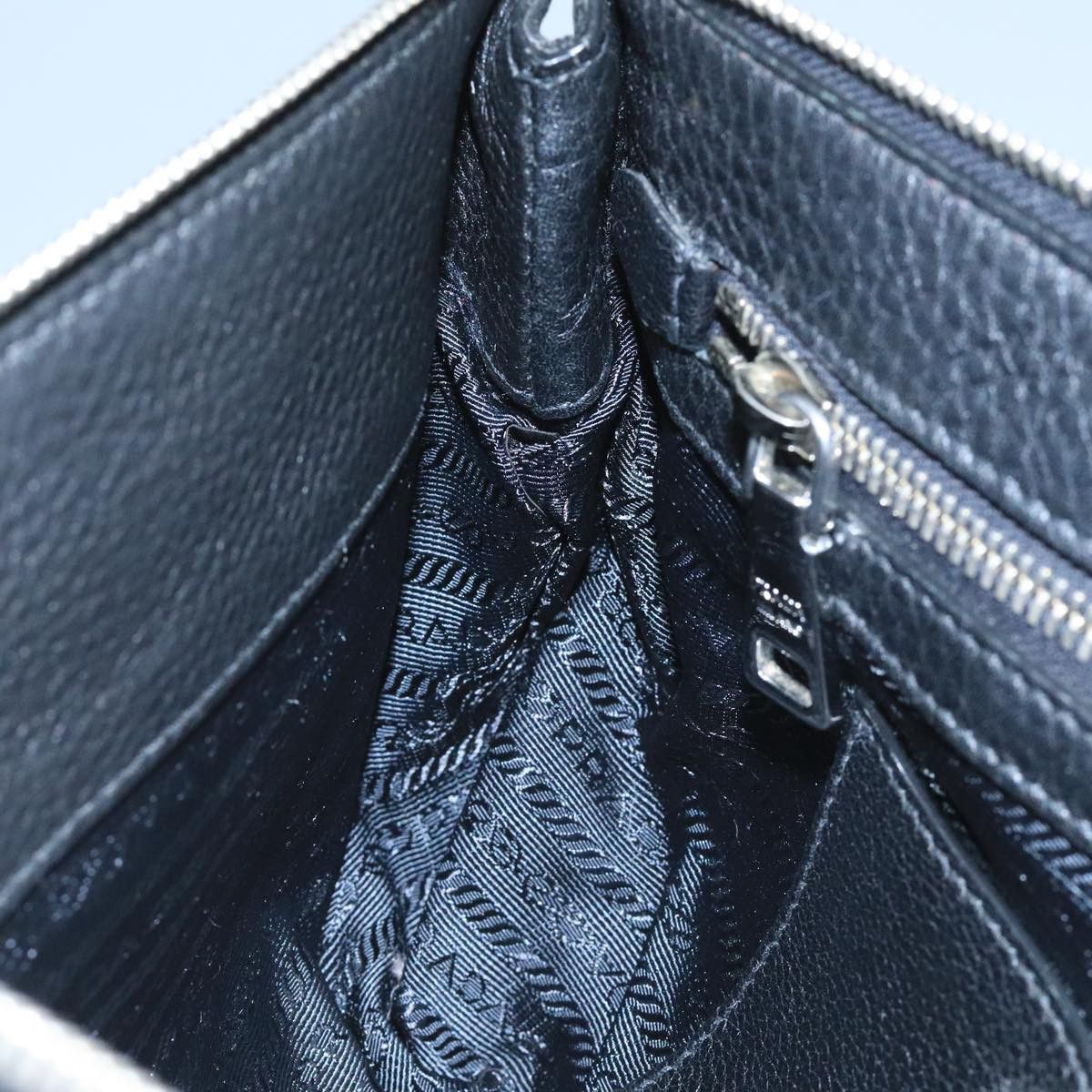 Prada Prada Triangle Logo clutch Size ONE SIZE - 19 Thumbnail