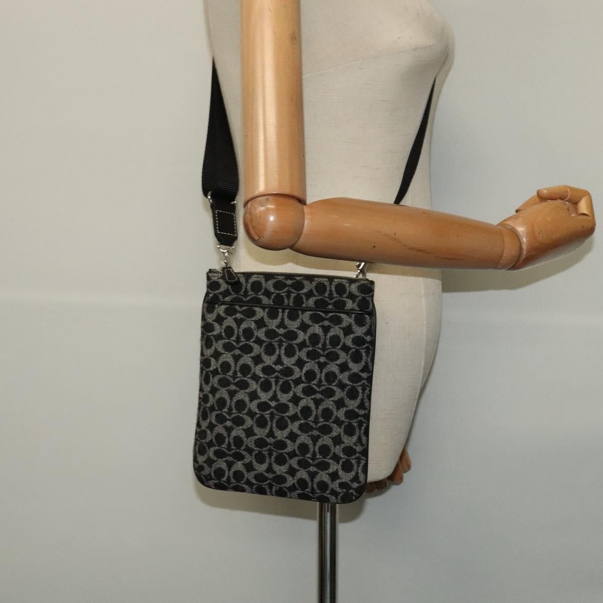 Coach Coach Signature shoulder Size ONE SIZE - 12 Thumbnail