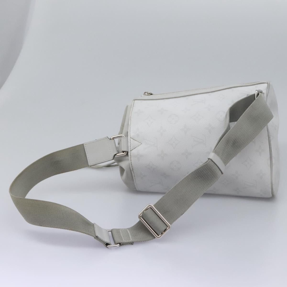 Louis Vuitton Louis Vuitton Chalk Sling shoulder Size ONE SIZE - 5 Thumbnail