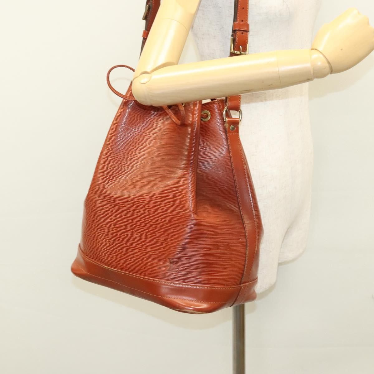 Louis Vuitton Louis Vuitton Noe shoulder Size ONE SIZE - 13 Thumbnail