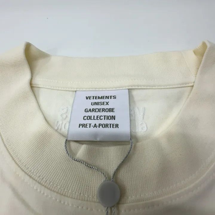 Vetements Vetements Short Sleeve Letter Print T-Shirt 0079 Size US S / EU 44-46 / 1 - 4 Thumbnail