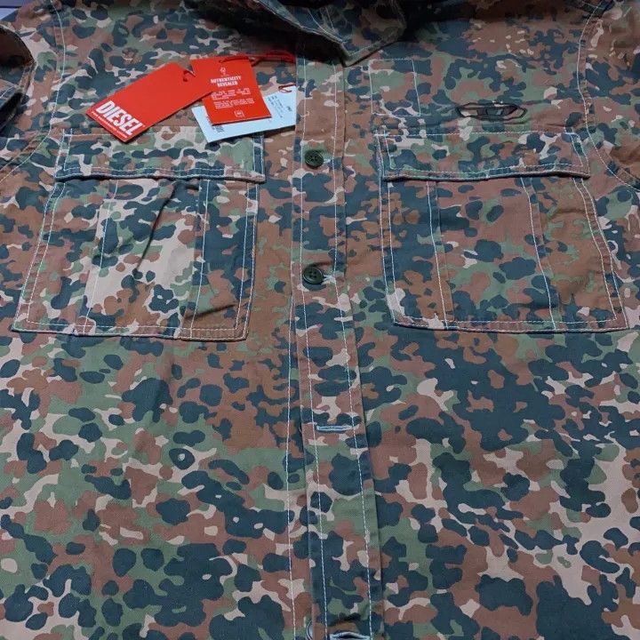 Diesel Diesel Camouflage Logo Long Sleeve Shirt for Men 0079 Size US L / EU 52-54 / 3 - 15 Thumbnail