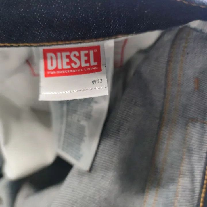 Diesel Diesel Men's Fitted Jeans in Blue 0079 Size US 32 / EU 48 - 4 Thumbnail