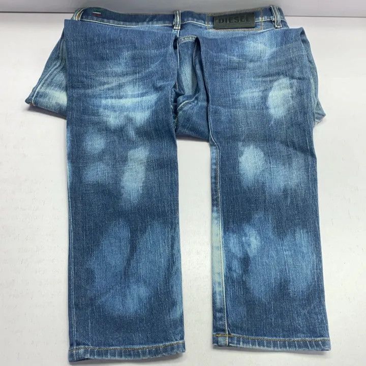 Diesel Diesel Slim Fit Stylish Denim Jeans 0079 Size US 31 - 13 Thumbnail