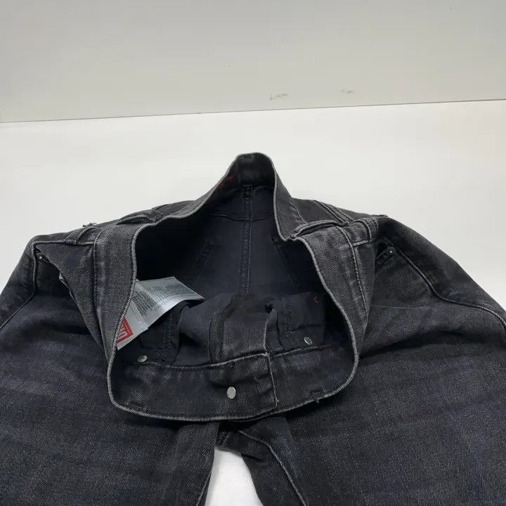 Diesel Diesel Classic High-Waisted Straight-Leg Jeans 0079 Size US 31 - 6 Thumbnail