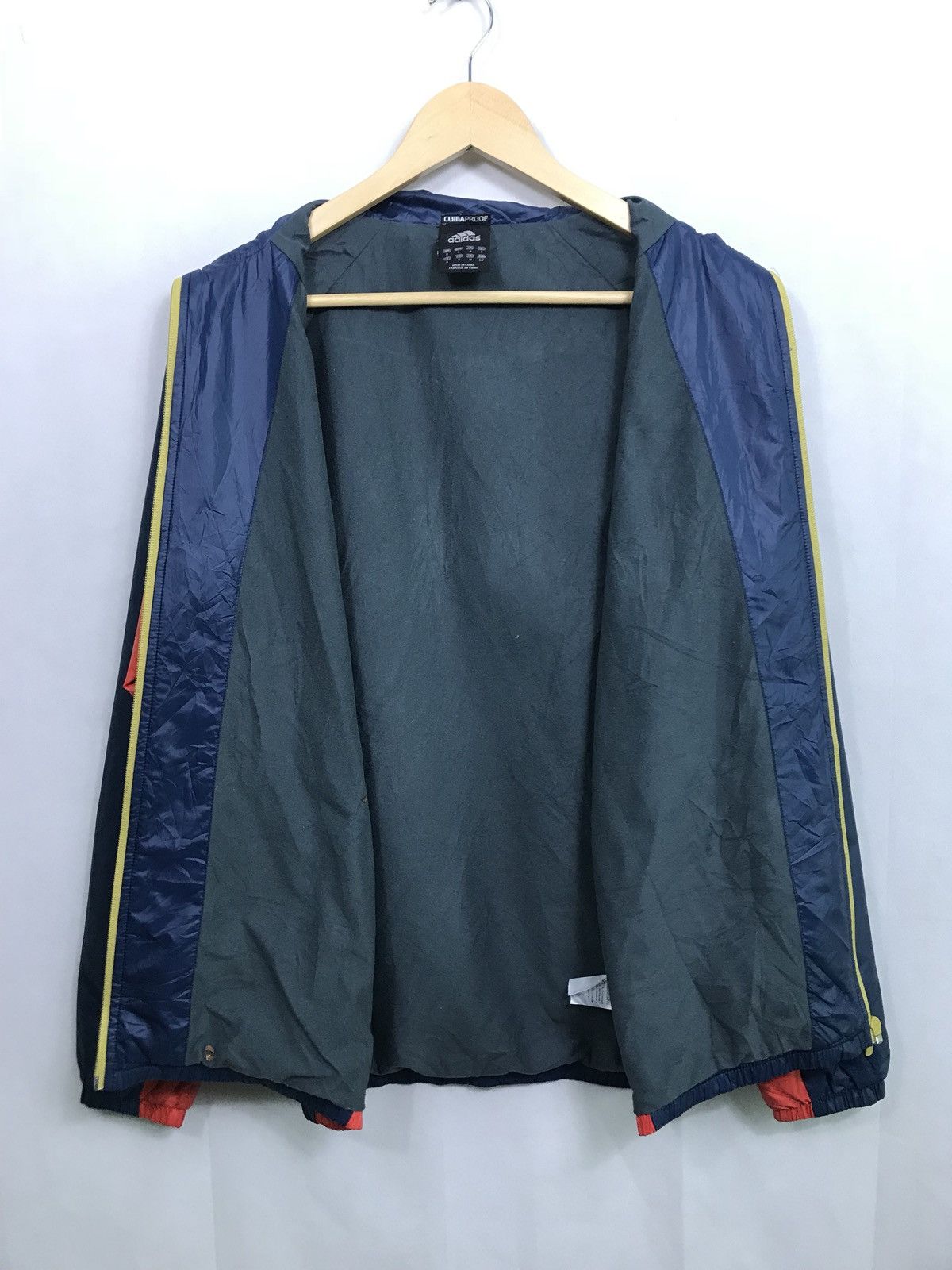 Adidas Adidas Nylon Two Layer Colour Streetwear Nice Design Size US M / EU 48-50 / 2 - 6 Thumbnail