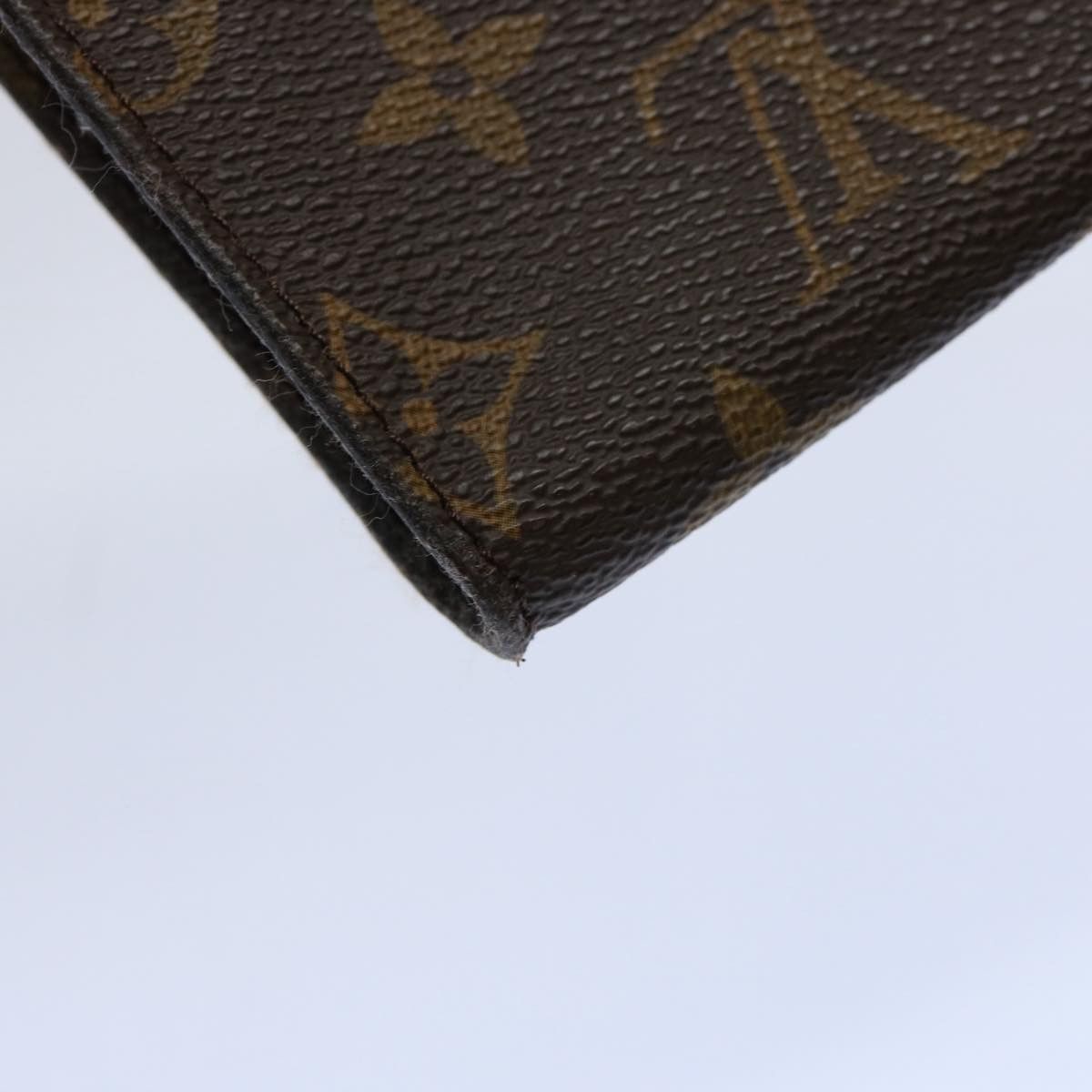 Louis Vuitton Louis Vuitton Poche Toilette 15 clutch Size ONE SIZE - 13 Thumbnail