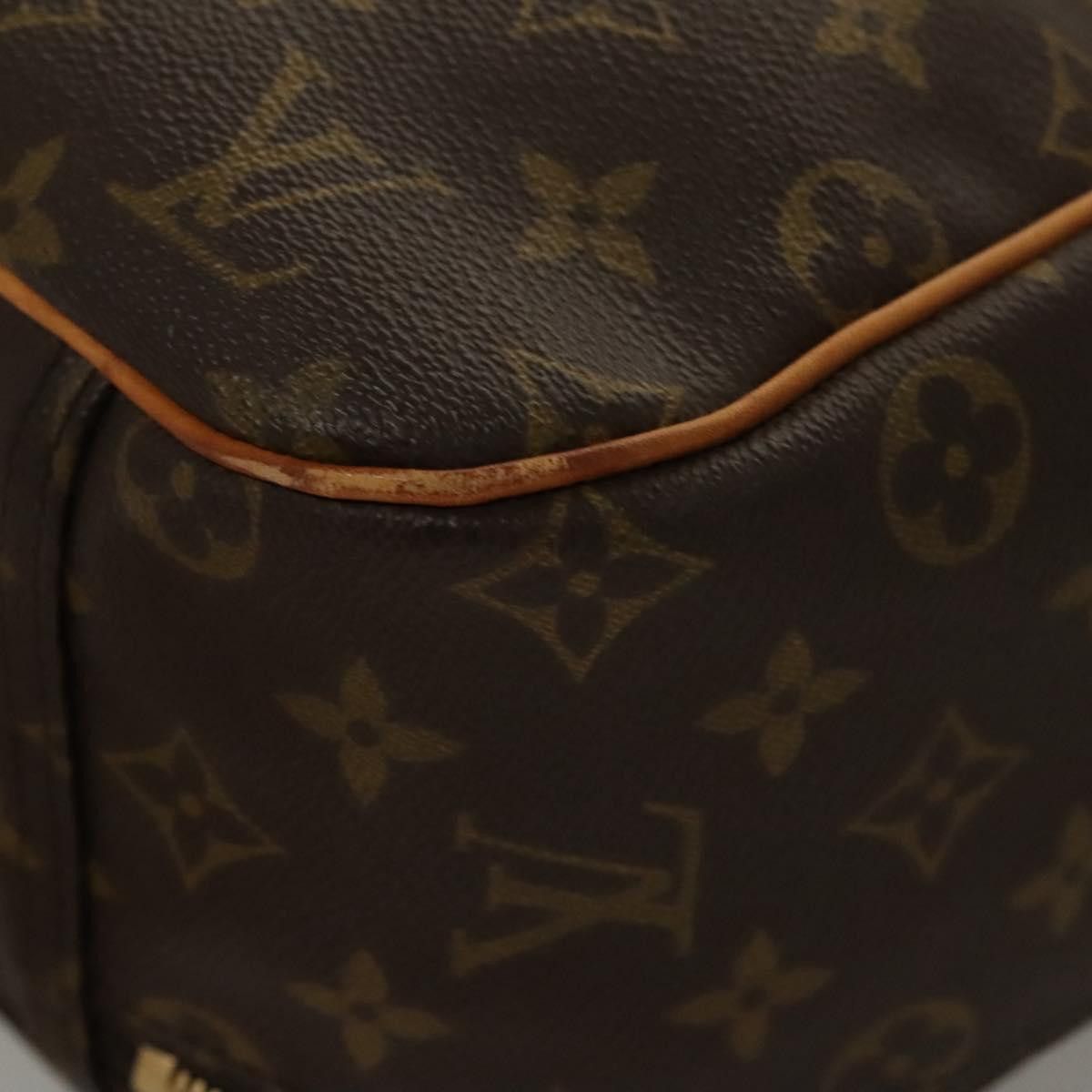 Louis Vuitton Louis Vuitton Excursion handbag Size ONE SIZE - 9 Thumbnail