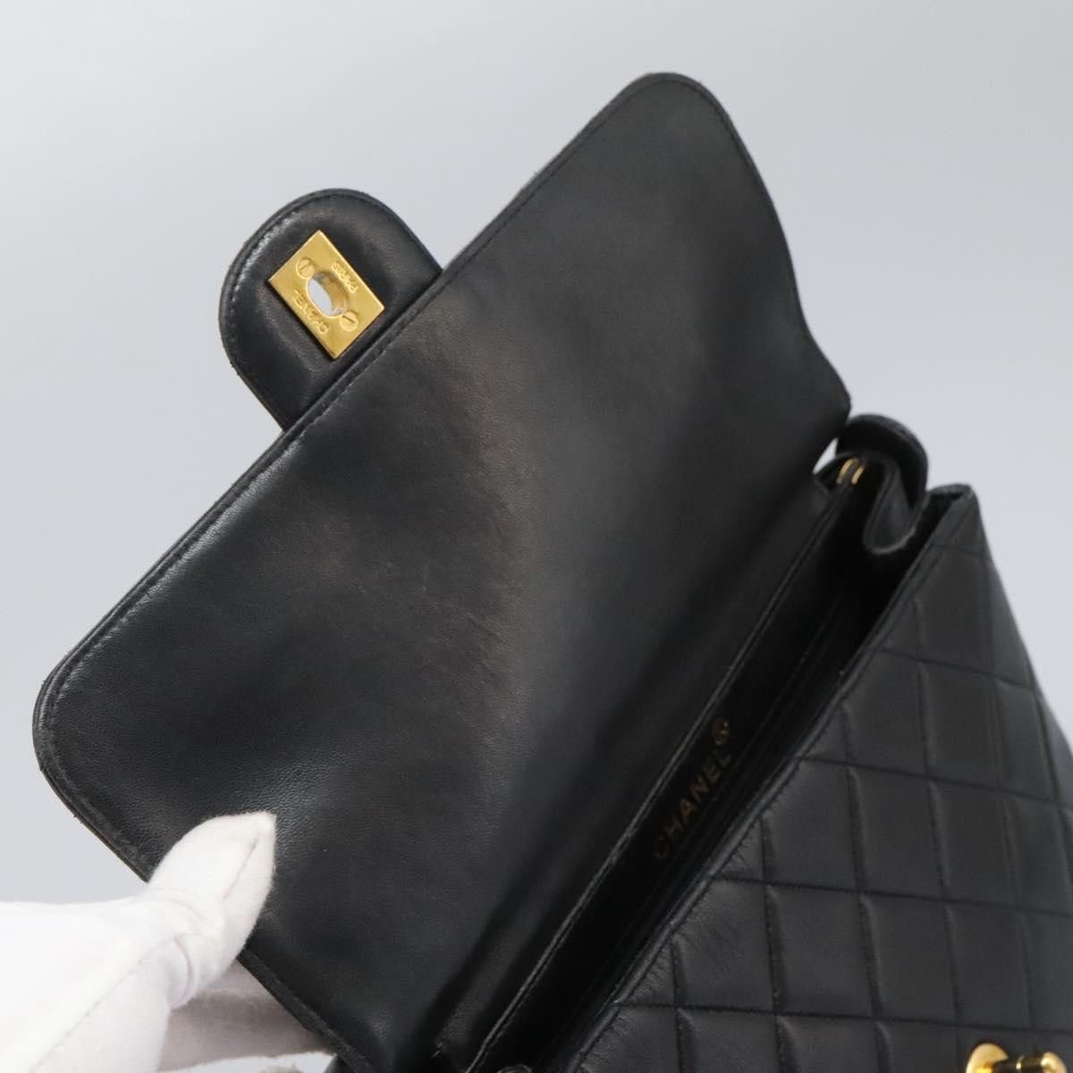 Chanel Chanel Classic Flap shoulder Size ONE SIZE - 23 Thumbnail