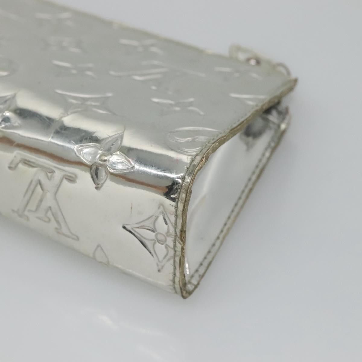 Louis Vuitton Louis Vuitton Cosmetic Pouch clutch Size ONE SIZE - 7 Thumbnail
