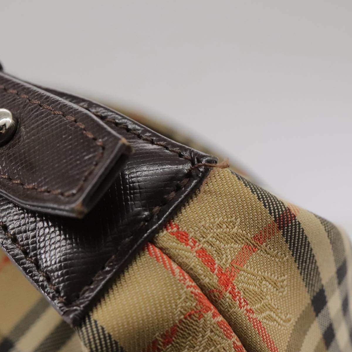 Burberry Burberry Nova Check handbag Size ONE SIZE - 18 Thumbnail