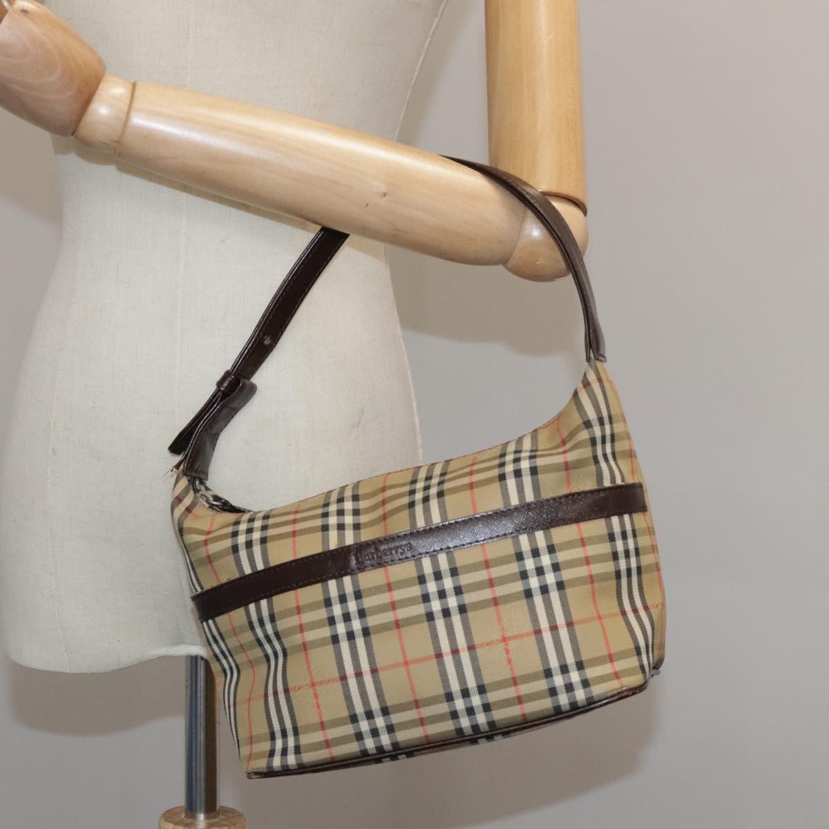 Burberry Burberry Nova Check handbag Size ONE SIZE - 14 Thumbnail