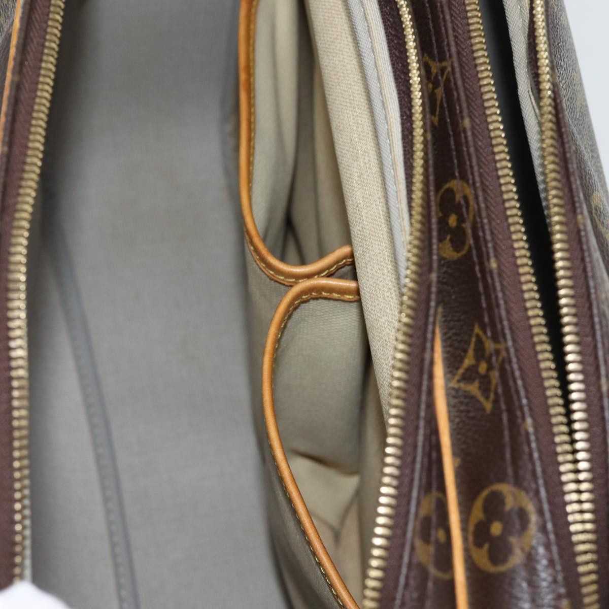 Louis Vuitton Louis Vuitton Reporter shoulder Size ONE SIZE - 25 Thumbnail