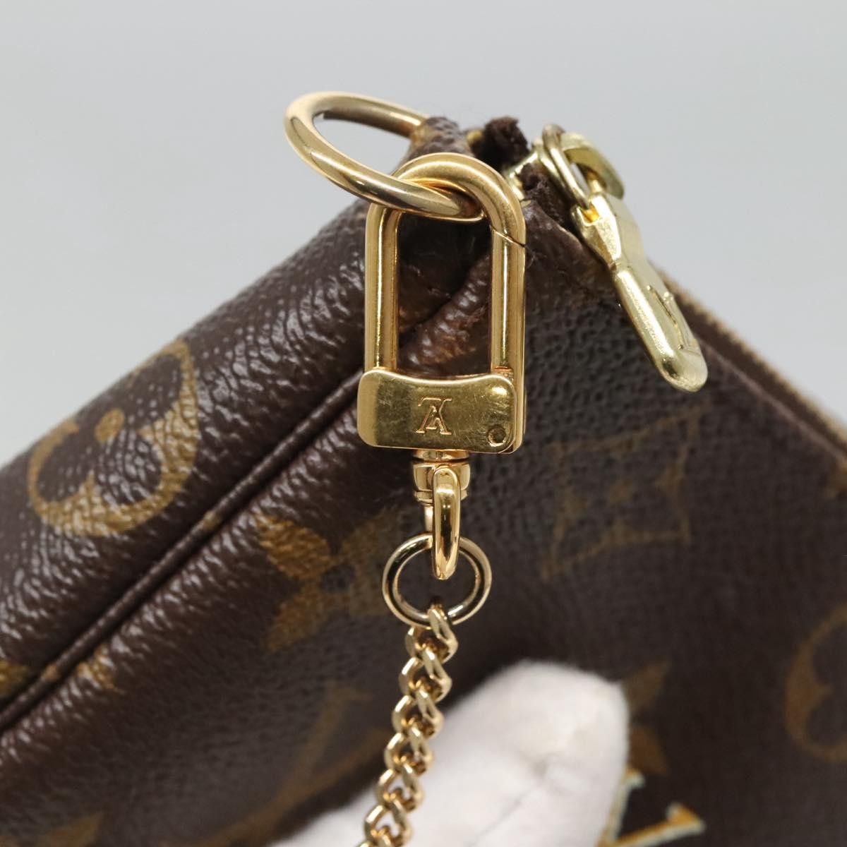 Louis Vuitton Louis Vuitton Mini Pochette Accessoires clutch Size ONE SIZE - 10 Thumbnail
