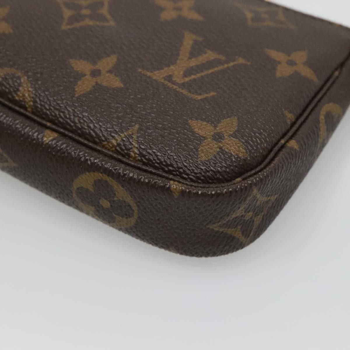 Louis Vuitton Louis Vuitton Mini Pochette Accessoires clutch Size ONE SIZE - 8 Thumbnail