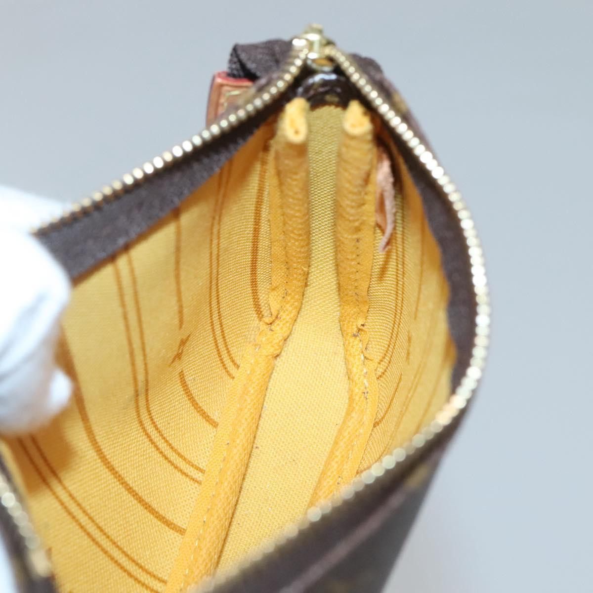 Louis Vuitton Louis Vuitton Mini Pochette Accessoires clutch Size ONE SIZE - 16 Thumbnail