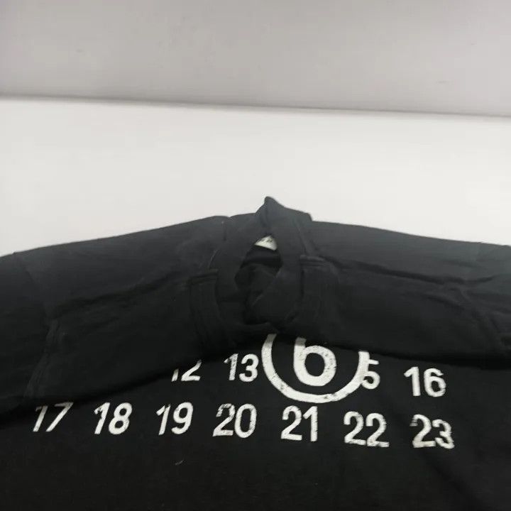 Maison Margiela MM6 Maison Margiela Black Short Sleeve T-Shirt 0079 Size US S / EU 44-46 / 1 - 11 Thumbnail