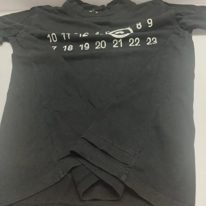Maison Margiela MM6 Maison Margiela Black Short Sleeve T-Shirt 0079 Size US S / EU 44-46 / 1 - 16 Thumbnail
