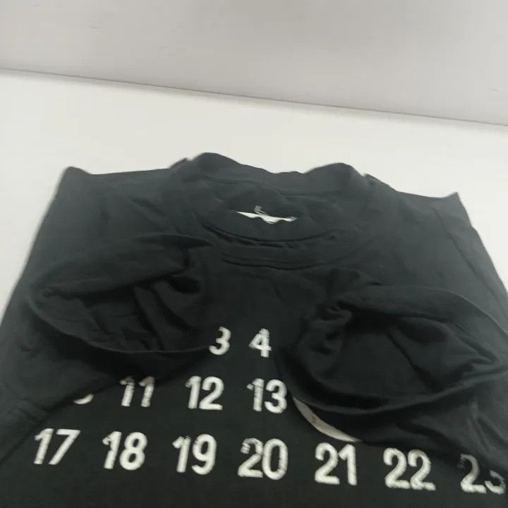 Maison Margiela MM6 Maison Margiela Black Short Sleeve T-Shirt 0079 Size US S / EU 44-46 / 1 - 14 Thumbnail