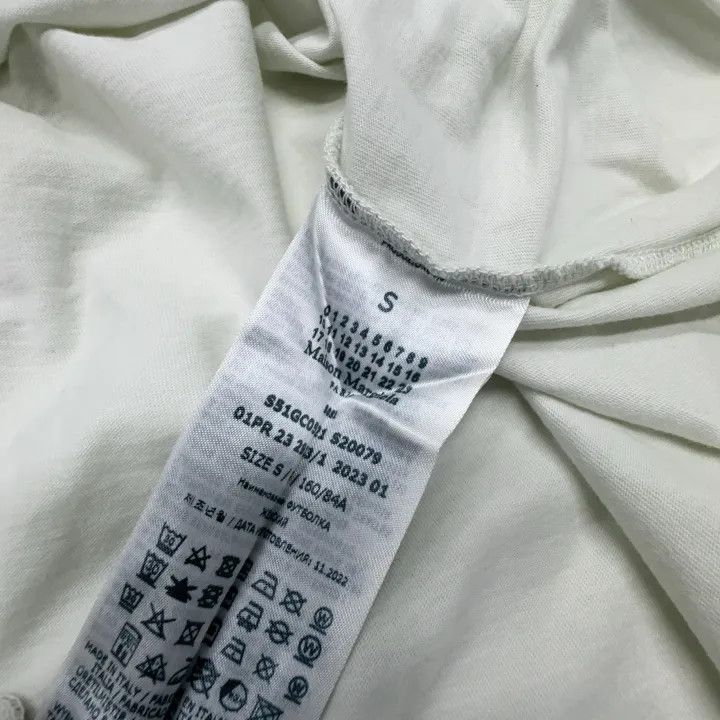 Maison Margiela Maison Margiela Grey Letter Print T-Shirt 0079 Size US S / EU 44-46 / 1 - 6 Thumbnail