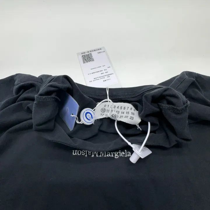 Maison Margiela Maison Margiela Logo Print Black Short Sleeve T-Shirt 0079 Size US M / EU 48-50 / 2 - 6 Thumbnail