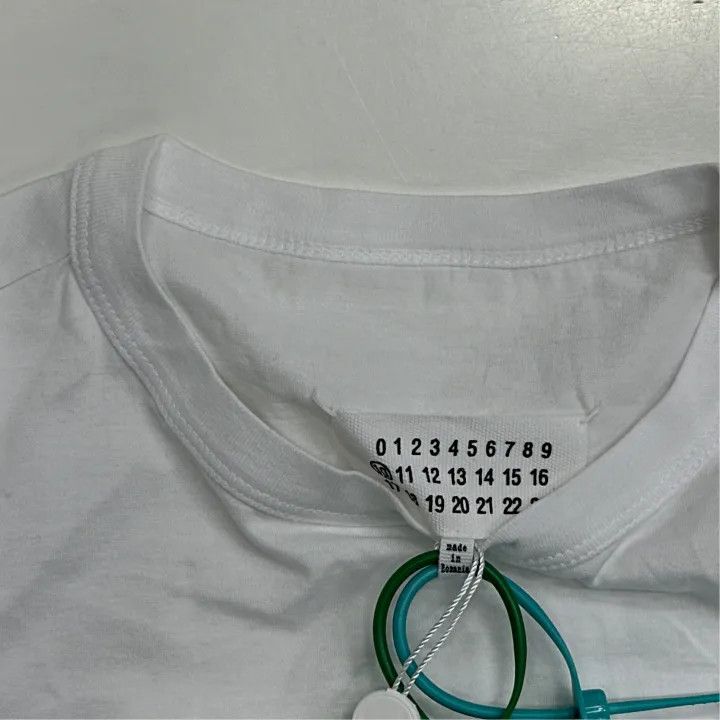 Maison Margiela Maison Margiela Logo Print Short Sleeve T-Shirt 0079 Size US M / EU 48-50 / 2 - 2 Thumbnail