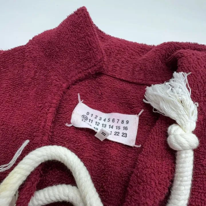 Maison Margiela Maison Margiela Red Hooded Short Sleeve Sweatshirt 0079 Size US M / EU 48-50 / 2 - 5 Thumbnail