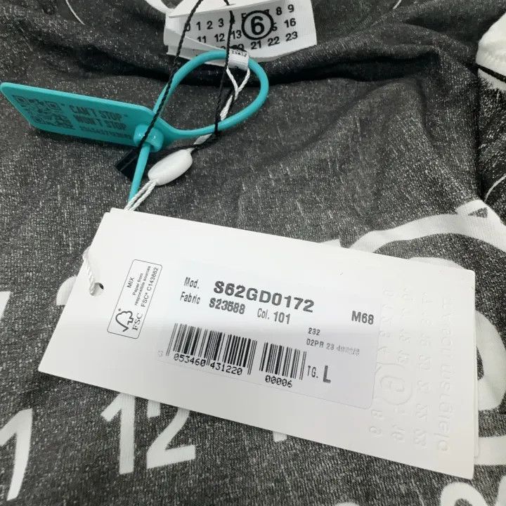 Maison Margiela MM6 Maison Margiela Color-Block Print Short Sleeve Tee 0079 Size US L / EU 52-54 / 3 - 6 Thumbnail
