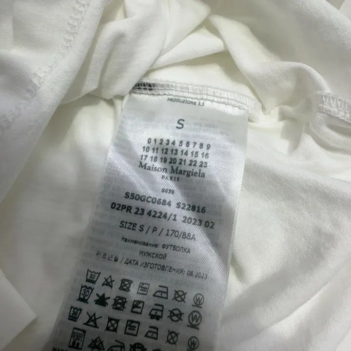 Maison Margiela Maison Margiela FW22 Digital Embroidery T-shirt 0079 Size US S / EU 44-46 / 1 - 6 Thumbnail