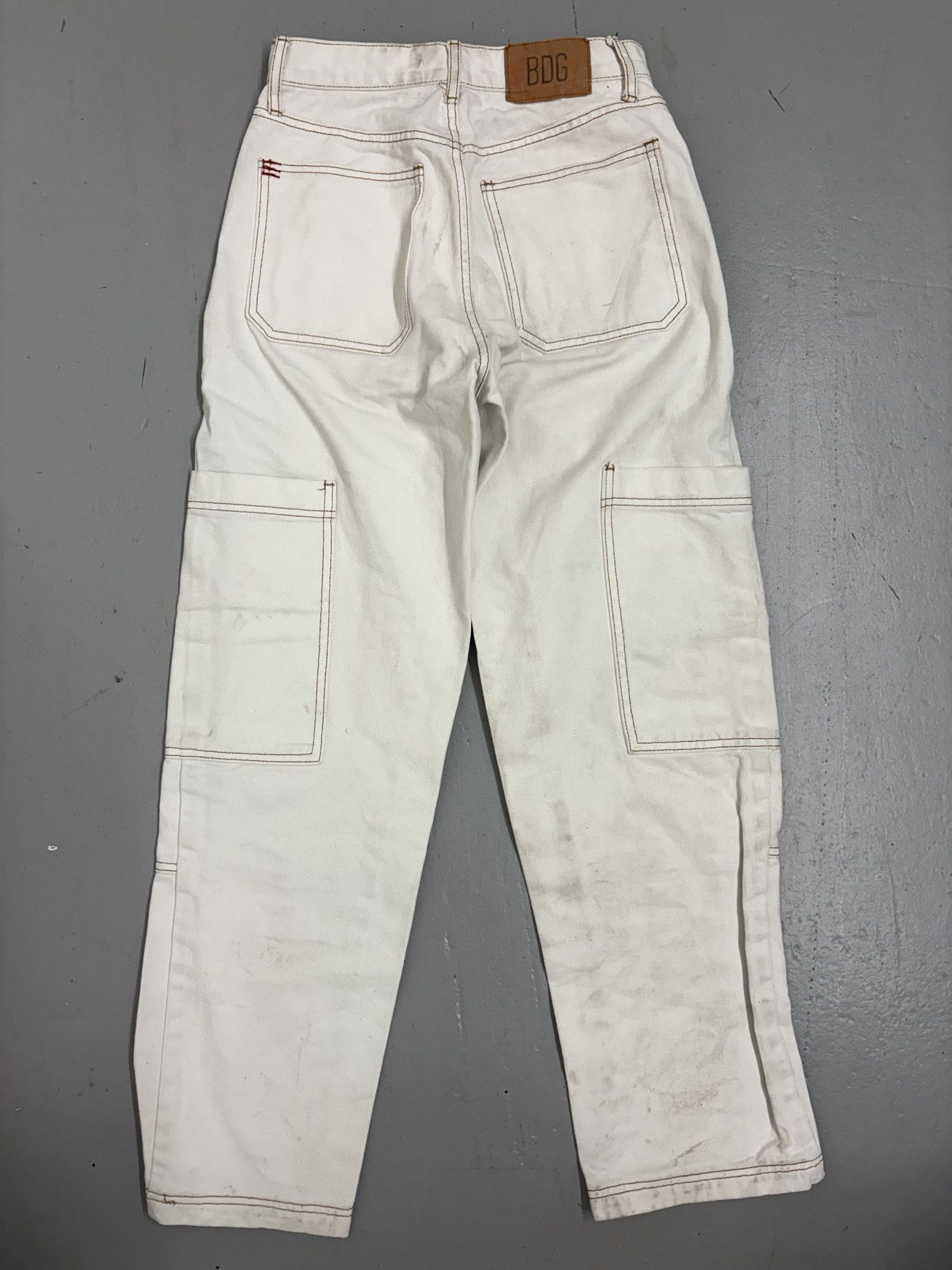 Vintage Vintage 00's Y2K BDG Urban Outfitters Contrast Stitch White Cargo Denim Jeans Size 26x30 Size US 26 / EU 42 - 4 Thumbnail