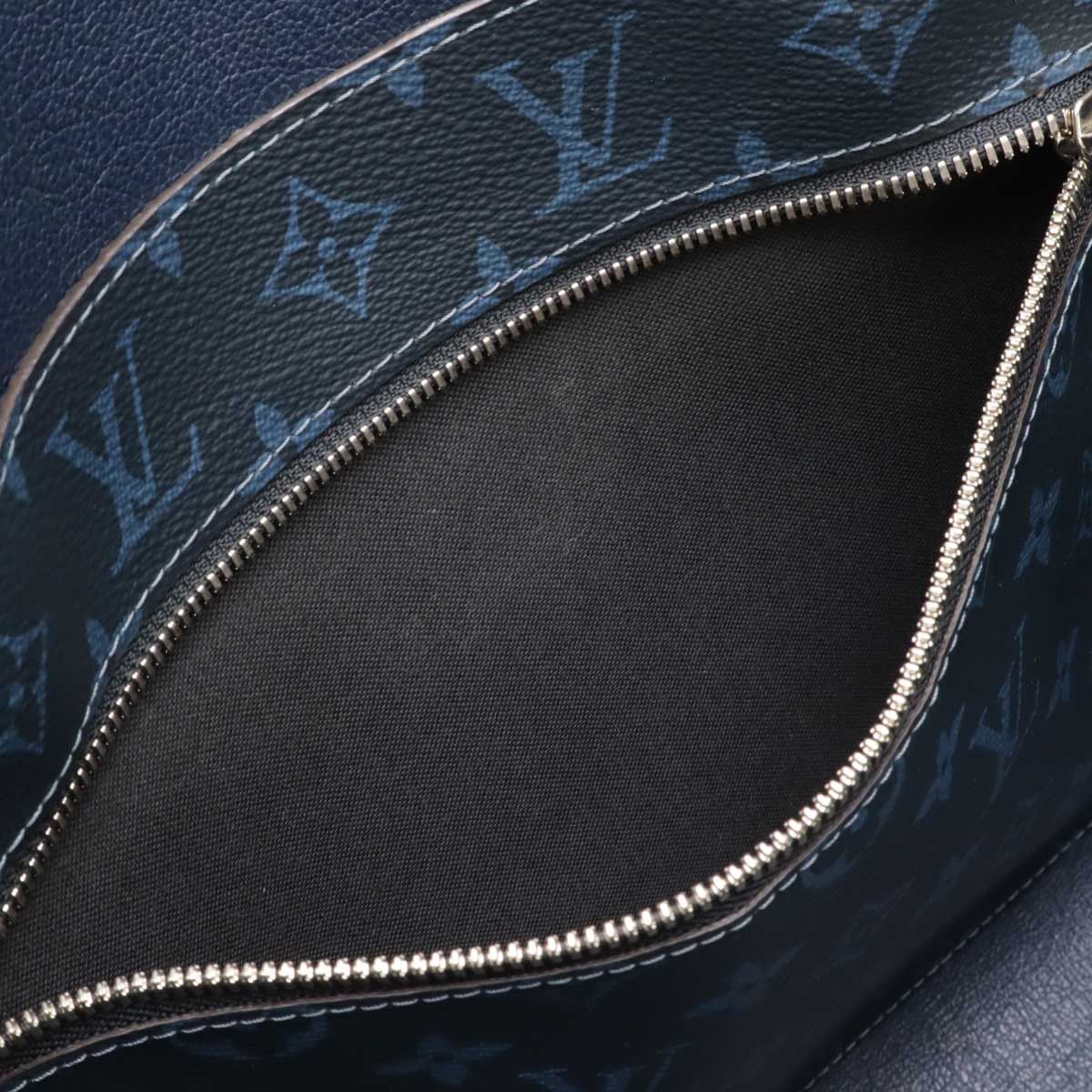 Louis Vuitton Louis Vuitton Louis Vuitton Cabas Voyage NV Taurillon 2way bag Leather Shoulder Bag M53240 DUTY FREE for USA Size ONE SIZE - 8 Thumbnail