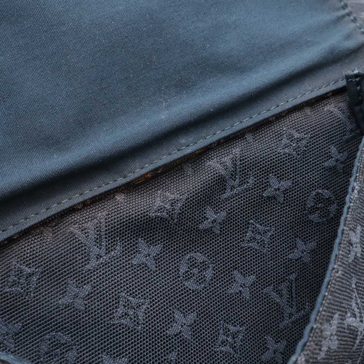 Louis Vuitton Louis Vuitton Louis Vuitton Monogram Mini Boston Bag Travel Bag Canvas Travel Bag M42331 Size ONE SIZE - 9 Thumbnail