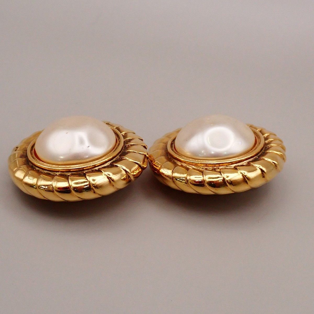 Chanel Chanel Baroque earring Size ONE SIZE - 6 Thumbnail