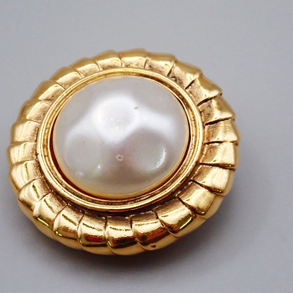 Chanel Chanel Baroque earring Size ONE SIZE - 10 Thumbnail