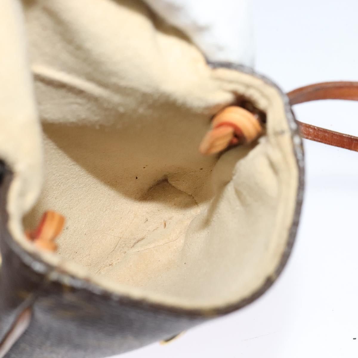 Louis Vuitton Louis Vuitton Cancun clutch Size ONE SIZE - 19 Thumbnail