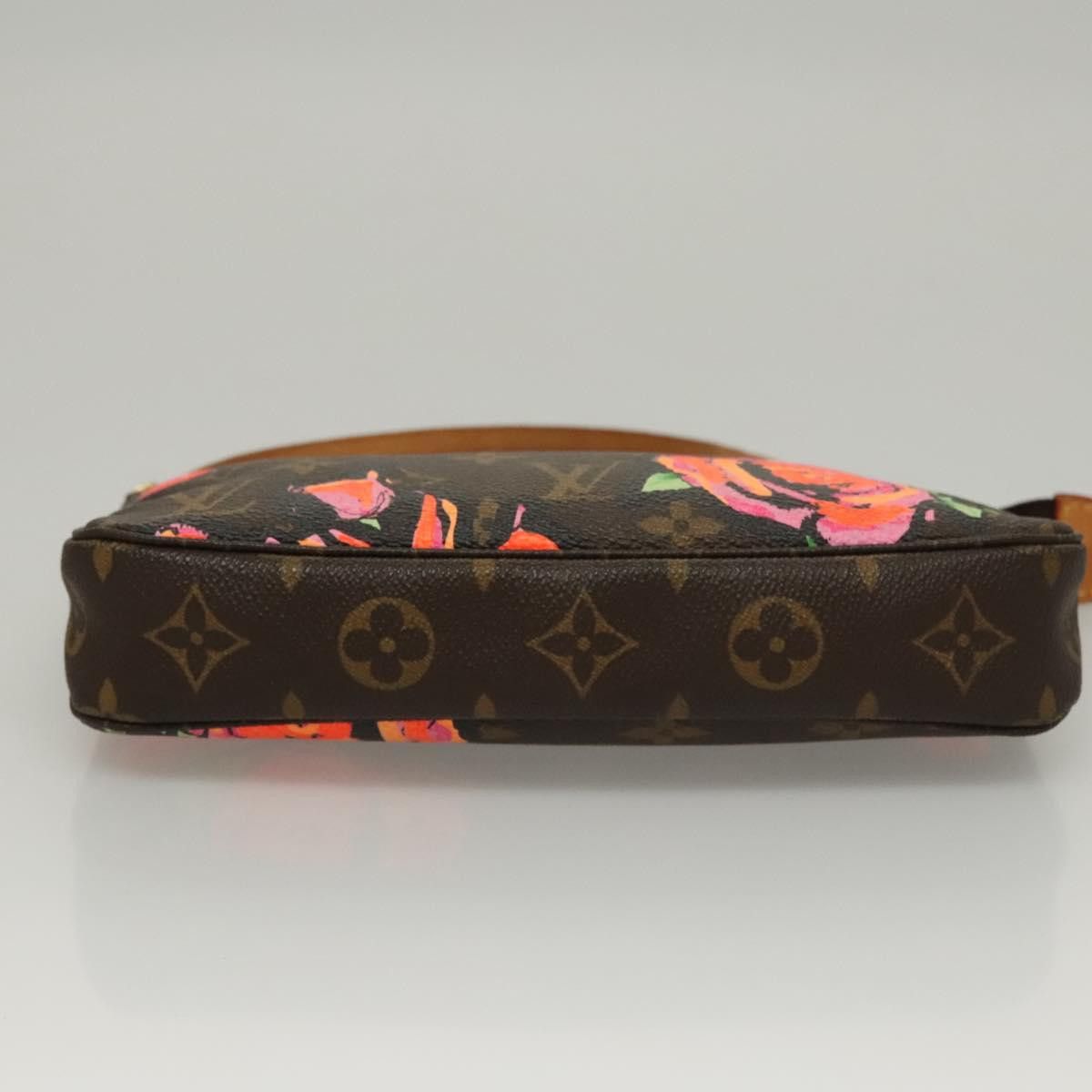 Louis Vuitton Louis Vuitton Pochette Accessoire clutch Size ONE SIZE - 19 Thumbnail