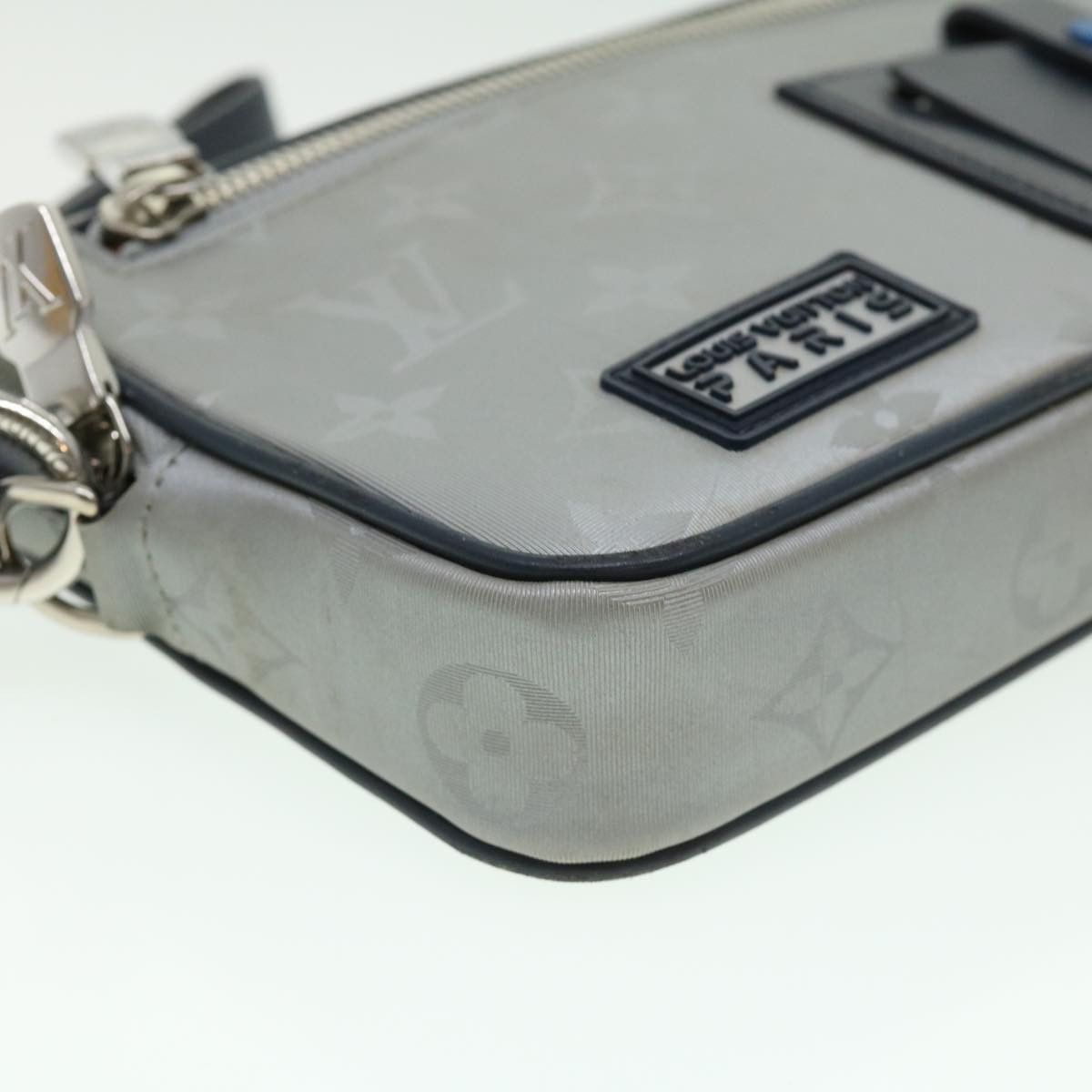 Louis Vuitton Louis Vuitton Alpha clutch Size ONE SIZE - 3 Thumbnail
