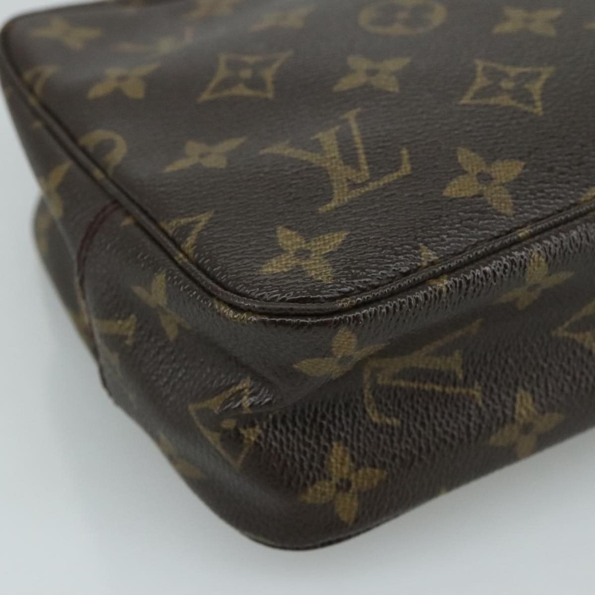 Louis Vuitton Louis Vuitton Trousse de Toilette clutch Size ONE SIZE - 10 Thumbnail