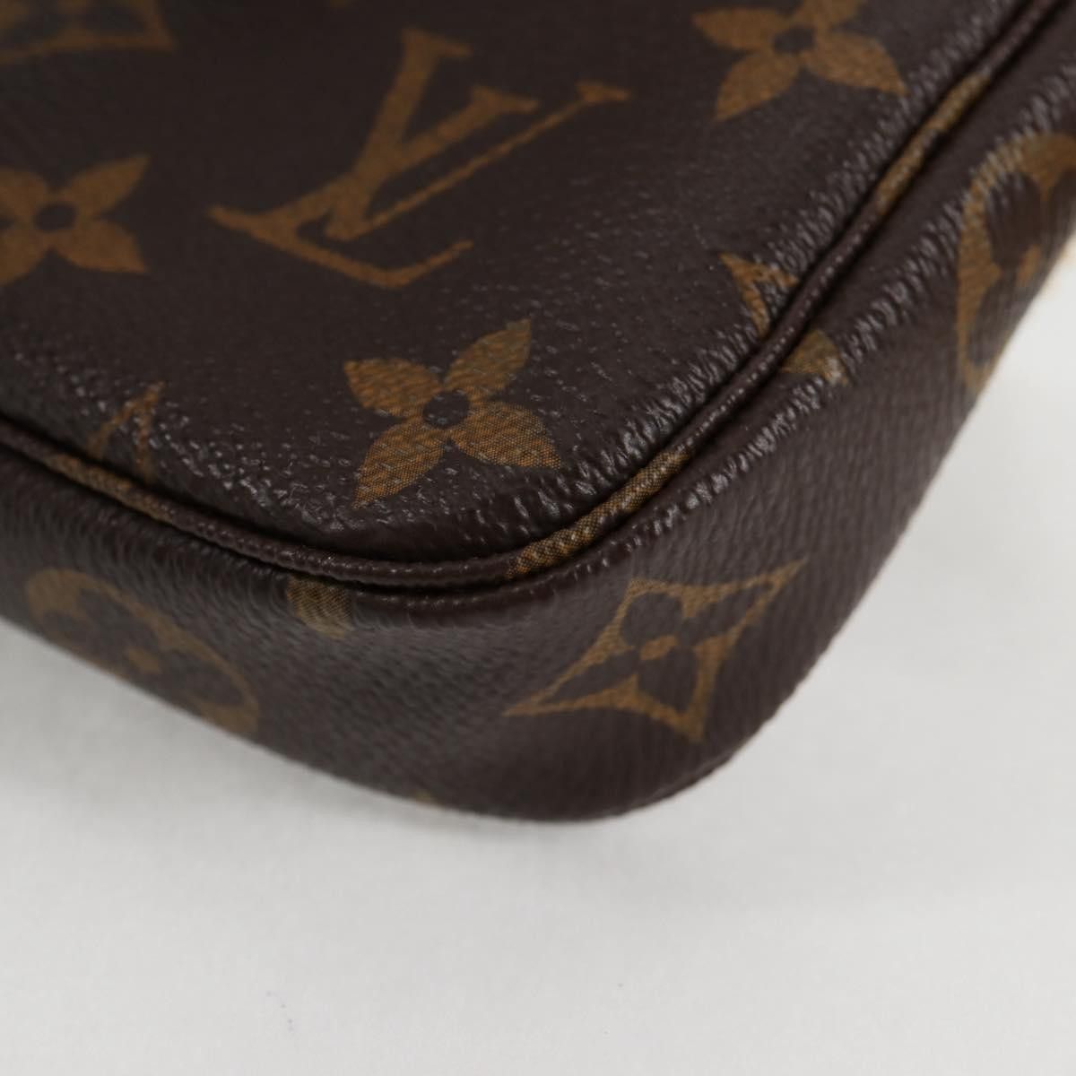 Louis Vuitton Louis Vuitton Mini Pochette Accessoires clutch Size ONE SIZE - 9 Thumbnail