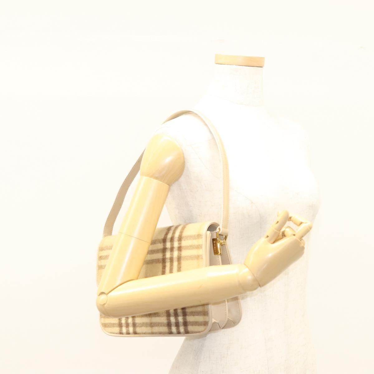 Burberry Burberry Nova Check shoulder Size ONE SIZE - 14 Thumbnail