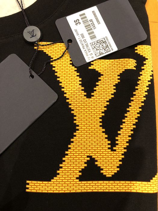 Yellow Brick Printed LV Logo T Shirt – THE-ECHELON