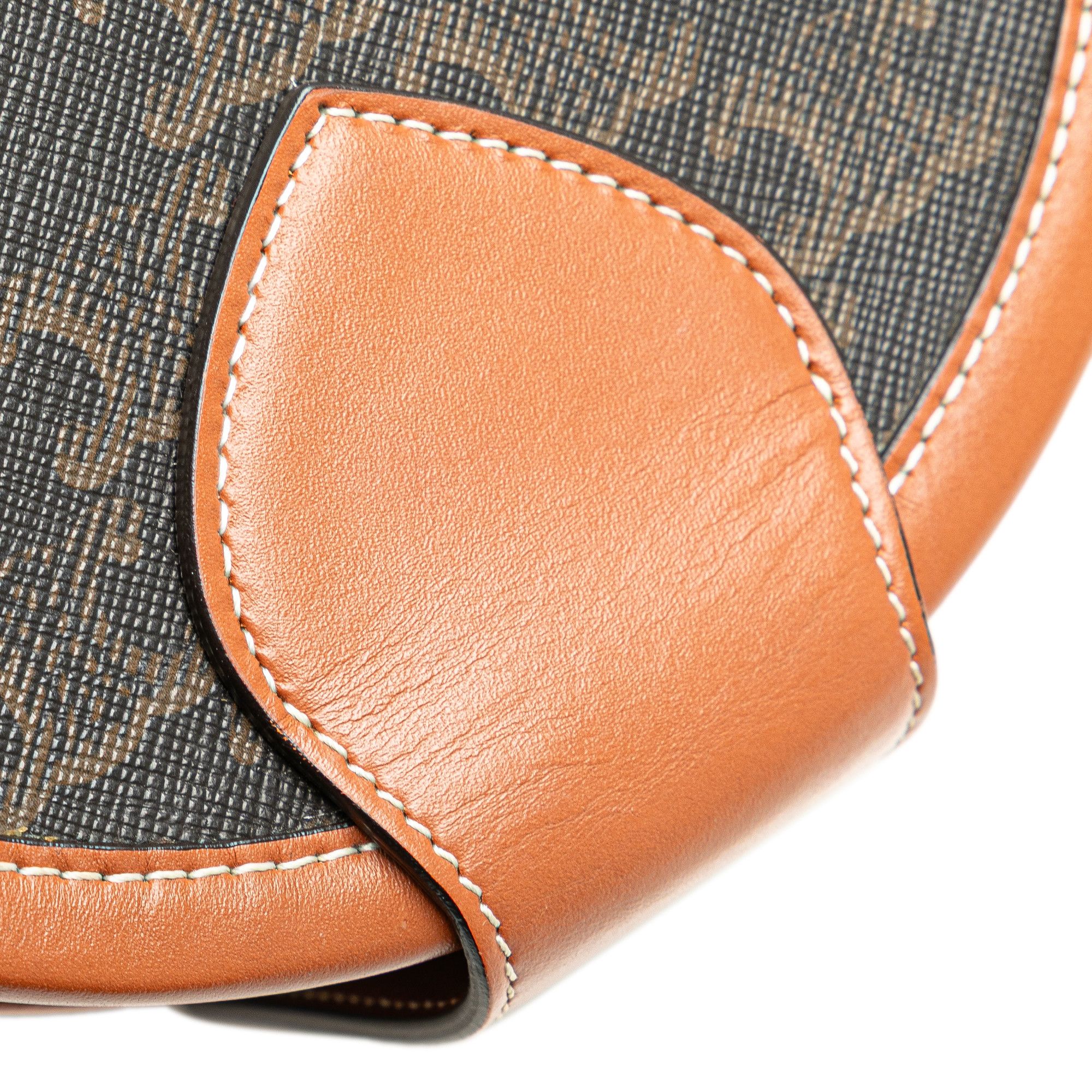 Celine Celine Medium Triomphe Coated Canvas Tambour Crossbody Size ONE SIZE - 9 Thumbnail