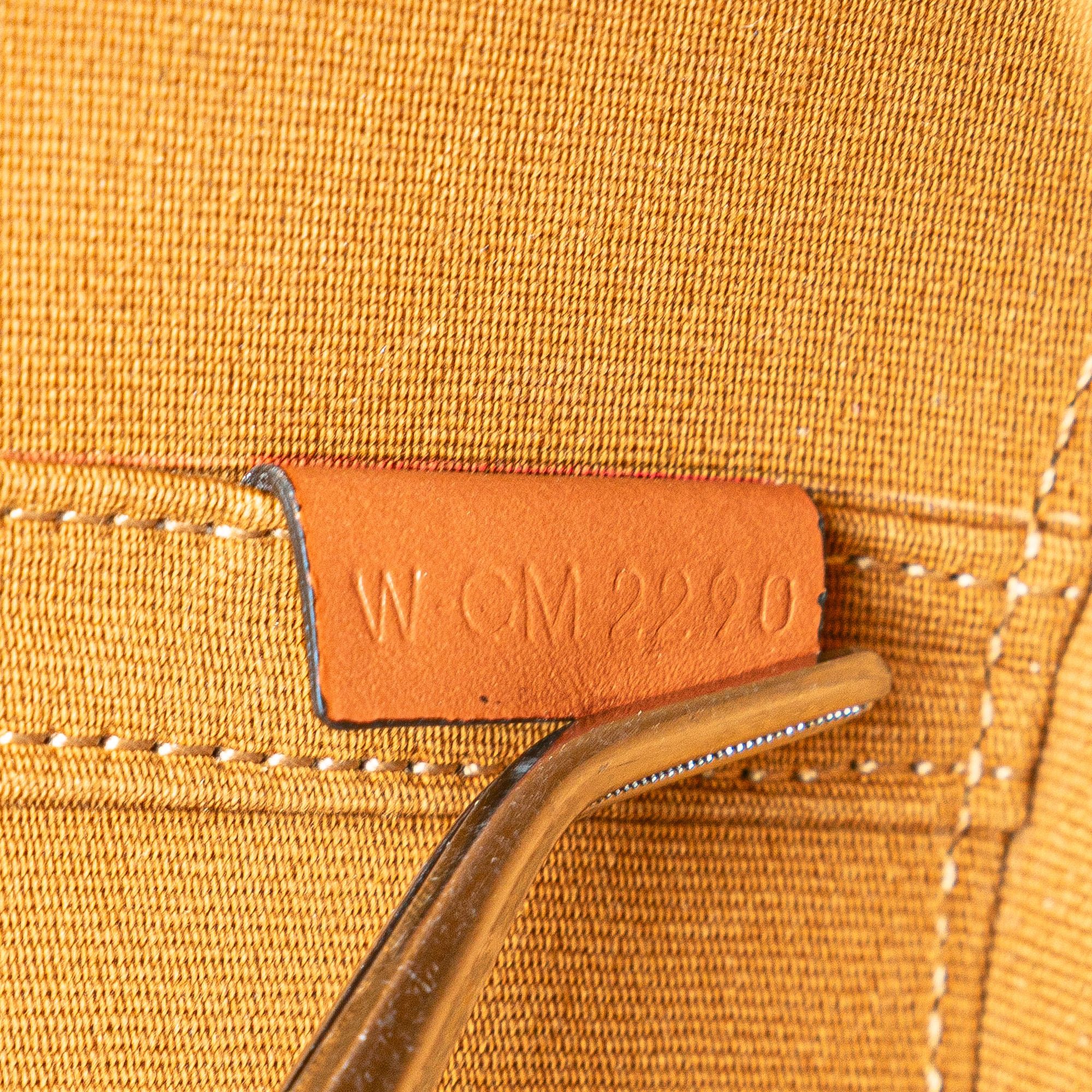 Celine Celine Medium Triomphe Coated Canvas Tambour Crossbody Size ONE SIZE - 7 Thumbnail
