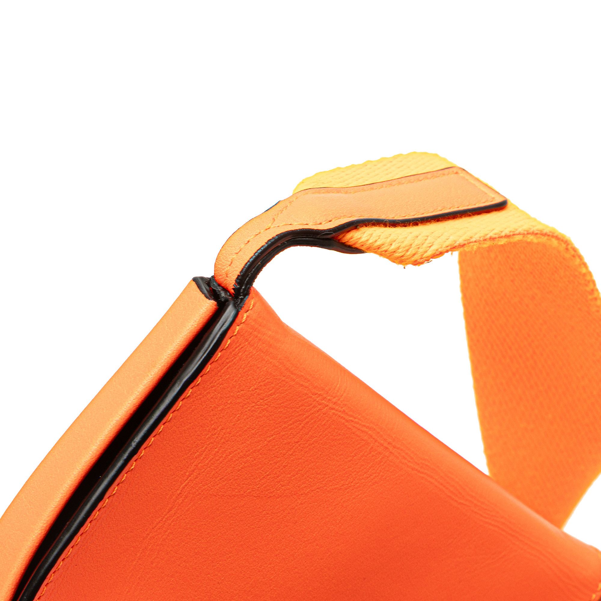 Loewe LOEWE Small Soft Calfskin Heel Pouch Size ONE SIZE - 7 Thumbnail