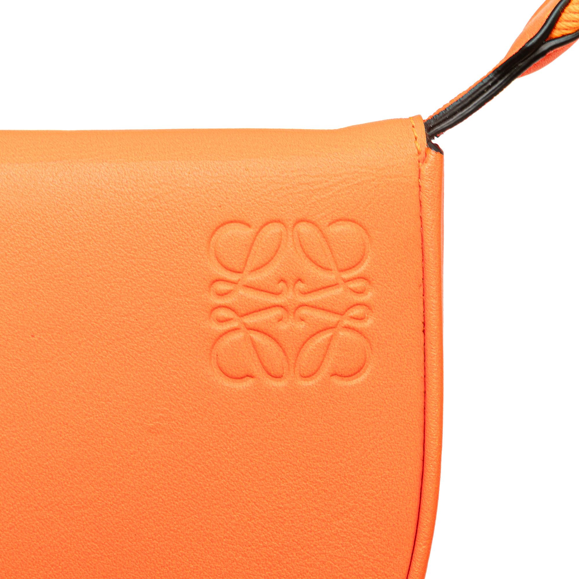 Loewe LOEWE Small Soft Calfskin Heel Pouch Size ONE SIZE - 9 Thumbnail