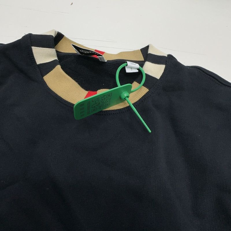 Burberry Burberry Color Blocked Embroidered Sweatshirt 0079 Size US S / EU 44-46 / 1 - 3 Thumbnail