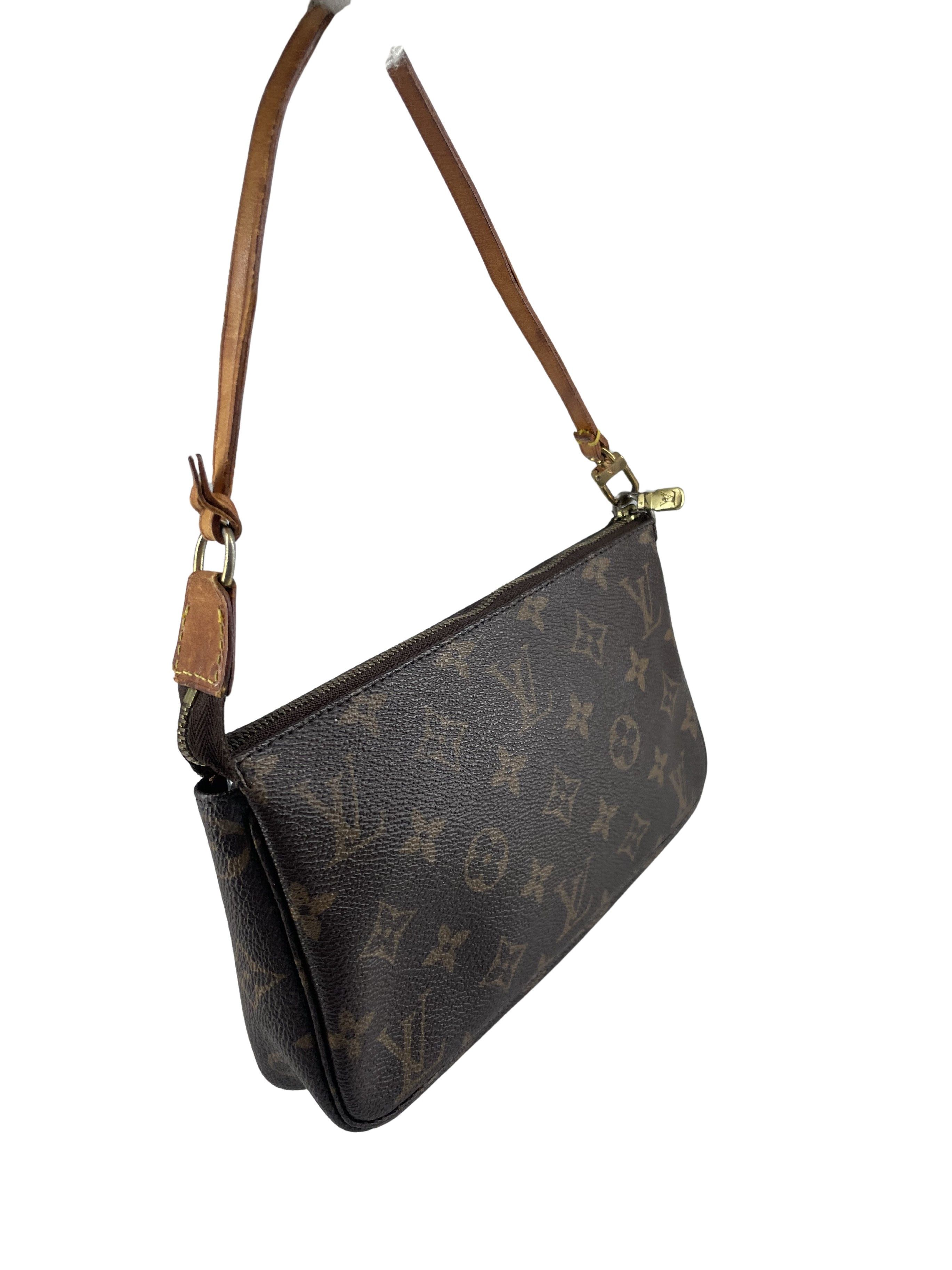 Louis Vuitton Louis Vuitton Pochette Accessoire handbag Size ONE SIZE - 4 Thumbnail